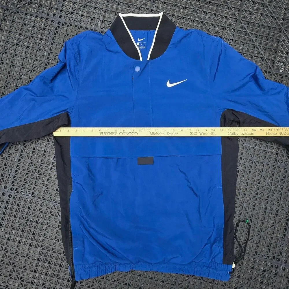 Nike throwback basketball